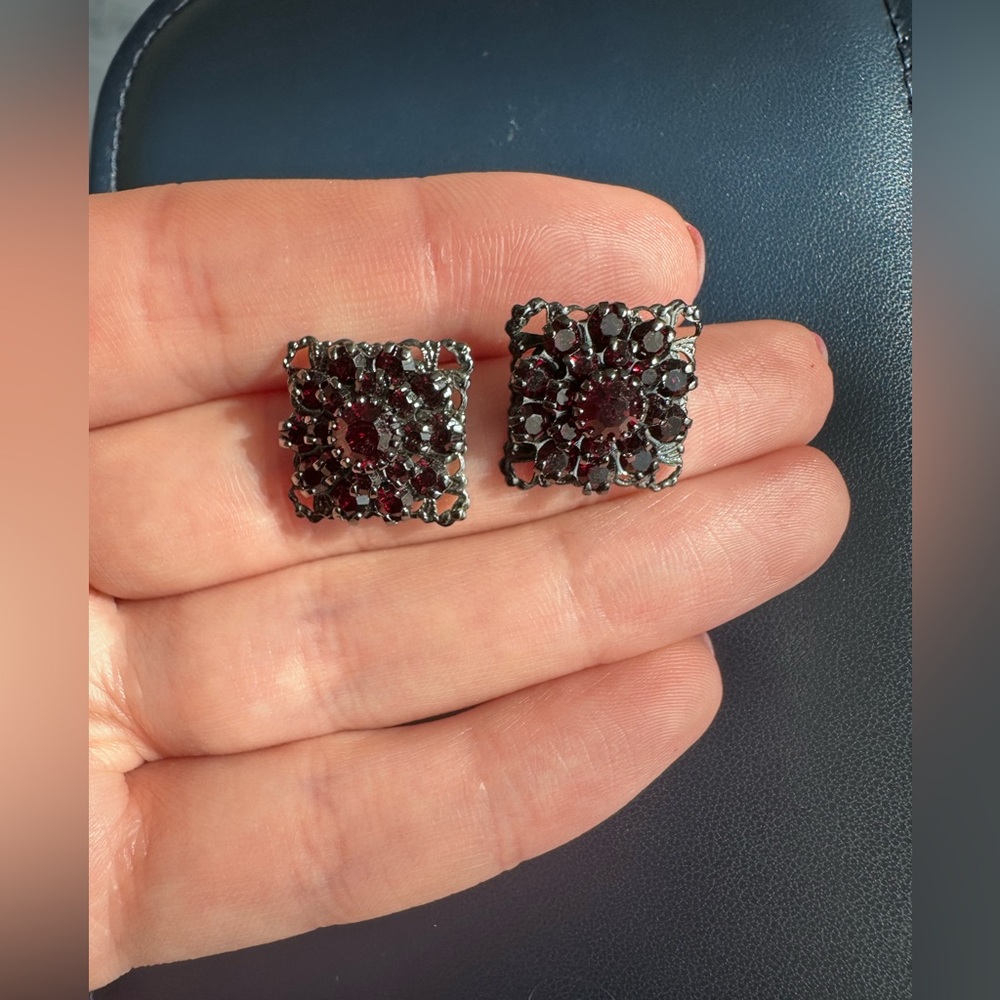 Vintage dark red earrings